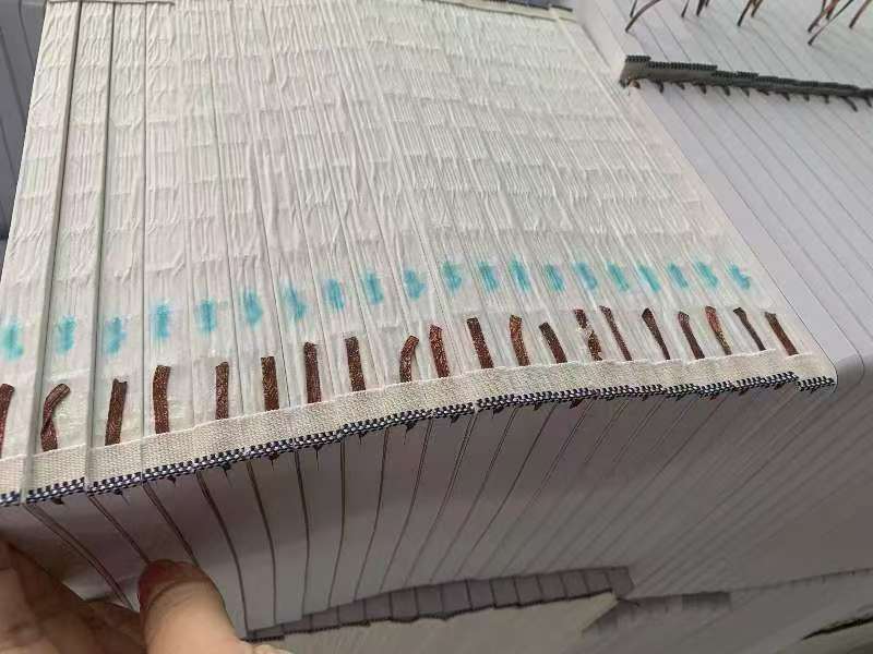 เครื่องบานหัวหนังสือครึ่งอัตโนมัติ 220V 1.5KW สําหรับบานหัวหนังสือปกแข็งด้วยความเร็ว 11pcs / นาที